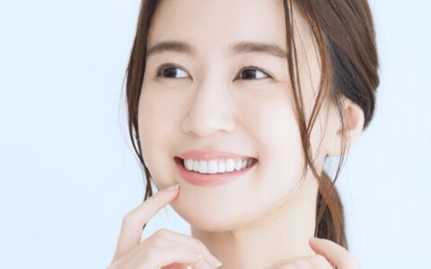 その笑顔に自信をプラスしませんか？